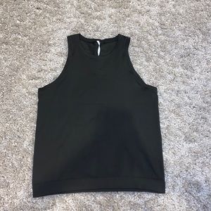 Lululemon high neck tank